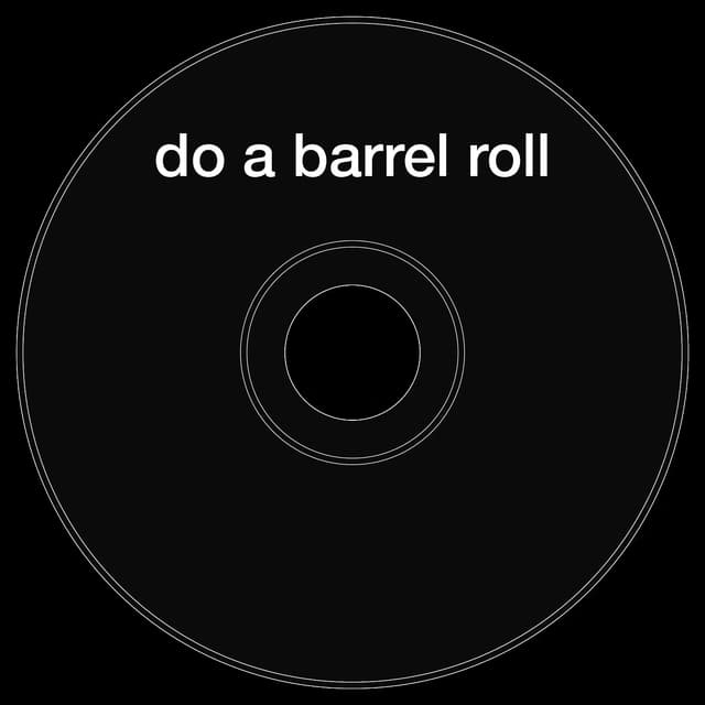 Топкэп "do a barrel roll"
